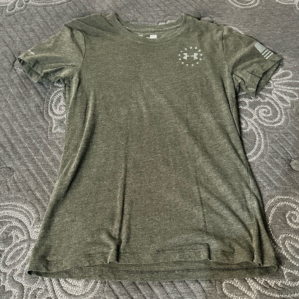 Under Armour Green Short Sleeve Tee